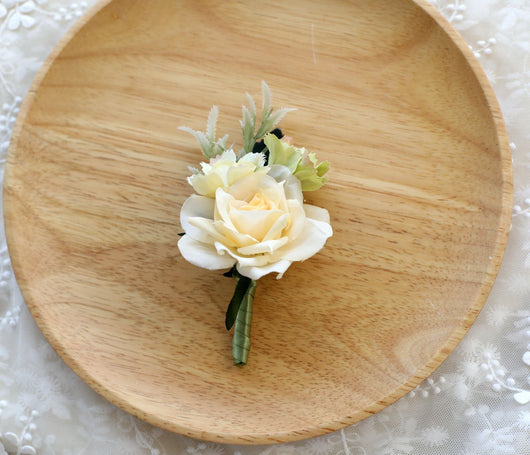 Empaque de Regalo con Decoración Floral y Rosas Simuladas - Image 8