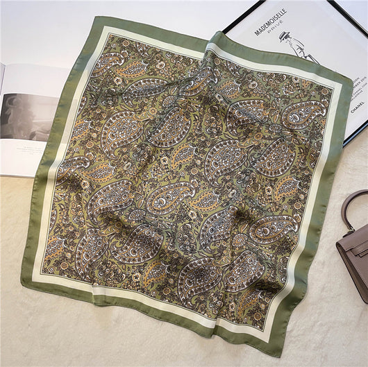 Pañuelo Vintage Cuadros Pájaros para Cuello - Diseño Clásico - Image 7
