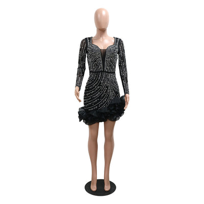 Vestido Ajustado con Bordados Elaborados y Detalles de Pedrería - Image 15