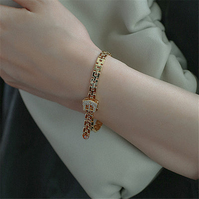 Pulsera Cadena con Hebilla Chapada en Oro y Circonitas Incrustadas - Image 3