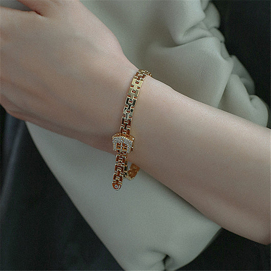 Pulsera Cadena con Hebilla Chapada en Oro y Circonitas Incrustadas - Image 3