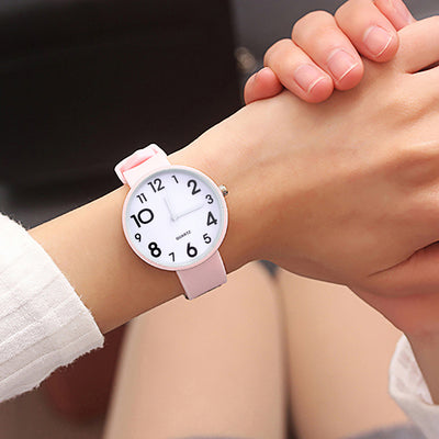 Reloj de Pareja Minimalista con Disco Pequeño