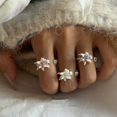 Anillo Ajustable de Plata con Flor Abierta Estilo Chino - Image 5