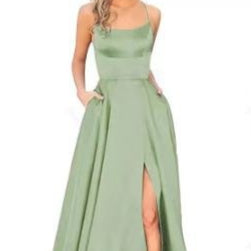 Vestido Largo Ajustado con Hombros Descubiertos para Damas de Honor y Eventos - Image 7