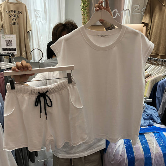 Conjunto Deportivo Coreano: Shorts Sueltos y Playera Sin Mangas - Image 4