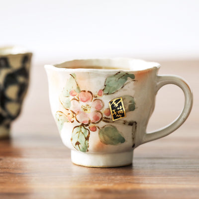 Taza de Cerámica Artesanal Pintada a Mano con Diseño Vintage - Image 6