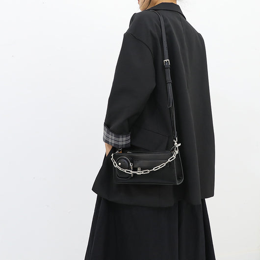 Bolso Bandolera Cuadrado con Cadena - Estilo Minimalista Axila - Image 8