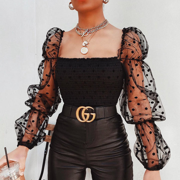 Blusa Elegante de Malla con Mangas Abullonadas y Hombros Descubiertos