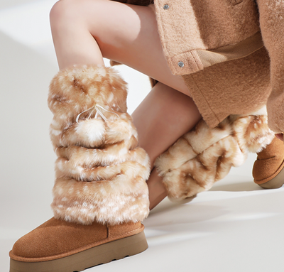 Calcetines Fuzzy con Pompones para Mujer - Estilo Subcultura - Image 2