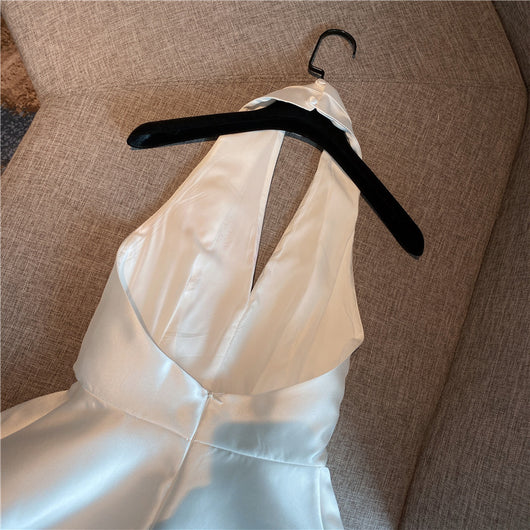 Blusa de Satén con Cuello Halter - Image 6