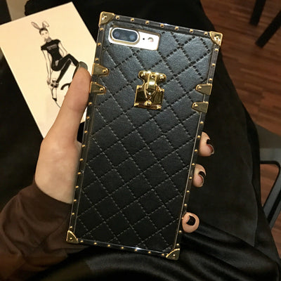 Funda Protectora XR de Cuero para Celular - Anticalda - Image 5