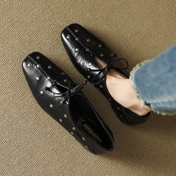 Zapatos Mary Jane de Cuero con Remaches - Elegancia Primaveral