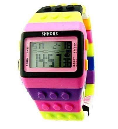 Reloj Digital con Diseño de Bloques de Construcción - Image 10