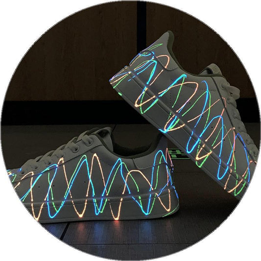 Zapatillas Blancas Luminosas con Diseño Estelar para Mujer - Image 2