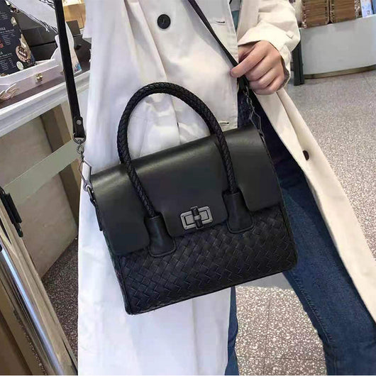 Bolso Bandolera de Cuero Tejido con Gran Capacidad para Mujer - Image 12