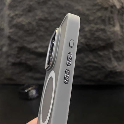 Funda Magnética Transparente Antigolpes con Efecto Esmerilado - Image 4