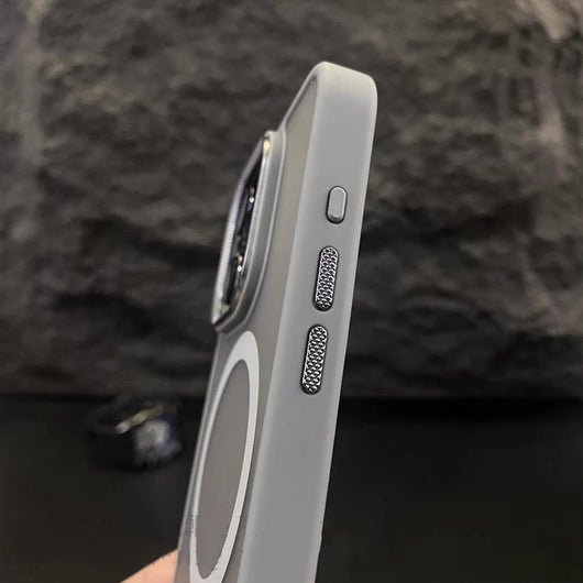 Funda Magnética Transparente Antigolpes con Efecto Esmerilado - Image 4