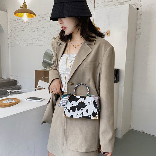 Bolso Bandolera Cuadrado Pequeño con Cadena para Mujer - Image 2