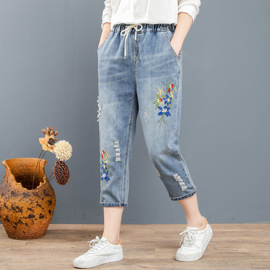 Pantalones Harem de Verano con Bordado Floral y Detalles Calados - Image 2