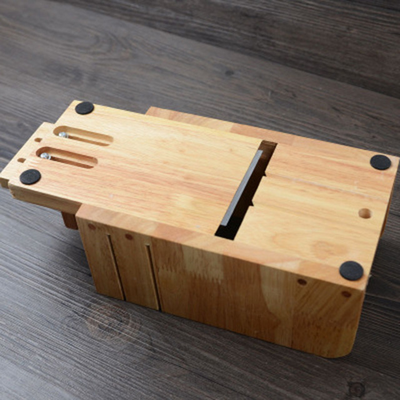 Dispensador de jabón de madera de caucho - Image 5