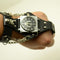 Reloj de Pulsera con Cinturón de Remaches Skull