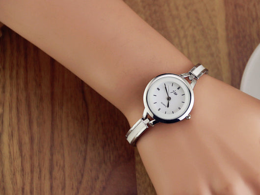 Pulsera Reloj Vintage con Cristales Brillantes - Image 7