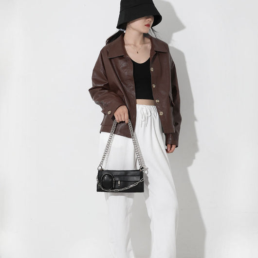 Bolso Bandolera Cuadrado con Cadena - Estilo Minimalista Axila - Image 4