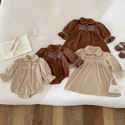 Vestido Enterizo de Pana para Bebé Niña con Diseño Triangular - Image 53