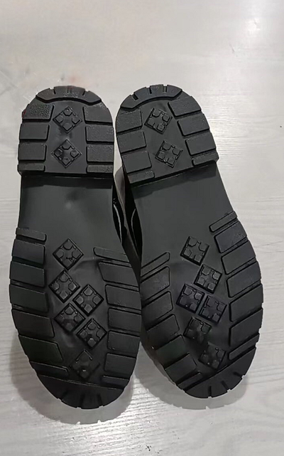 Botas Martin de Cuero para Mujer con Tacón Bajo y Diseño Estampado - Image 5