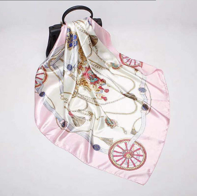 Pañuelo de Seda Estampado Cuadrado - Image 2