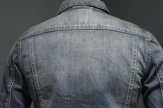 Chaqueta de Mezclilla Vintage Desgastada Estilo Clásico Europeo - Image 11