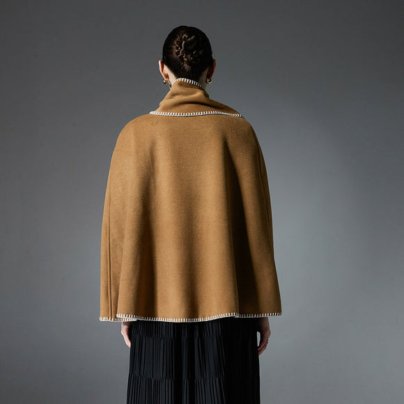 Capa Chal Mujer con Costura Camel - Elegancia Versátil