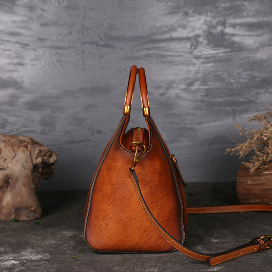 Bolso Mensajero de Cuero Genuino con Patrón Totem - Cartera Retro de Piel Natural para Mujer - Image 2