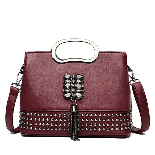 Bolso de Hombro Portátil con Remaches y Borla Trendy - Image 5