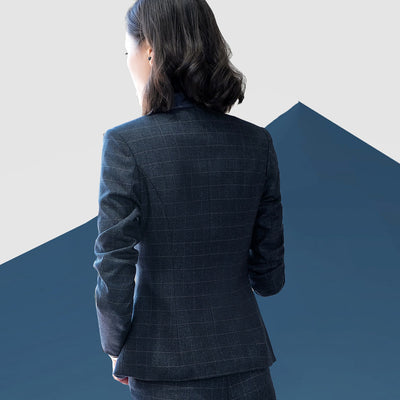 Traje Profesional para Mujer Ejecutiva - Pantalón y Blazer - Image 3