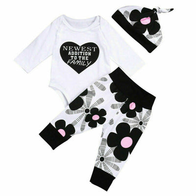 Conjunto de Tres Piezas Infantil de Algodón con Estampado de Corazones - Image 15