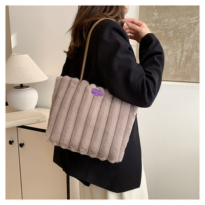 Bolso Tote Grande de Felpa para Otoño e Invierno - Image 23