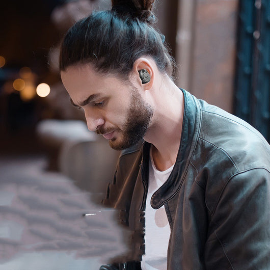 Auriculares Inalámbricos Bluetooth de Botón - Image 5