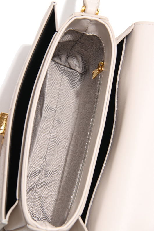 Bolso Bandolera de Cuero Premium con Diseño Asimétrico - Image 10