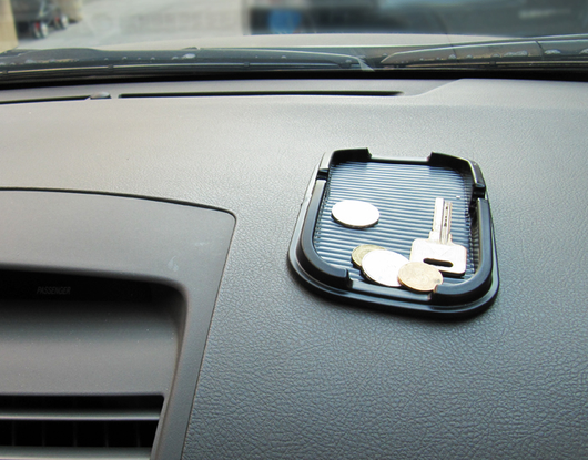 Soporte de Navegación para Auto con Almohadilla Antideslizante - Compatible con iPhone 6P - Image 4