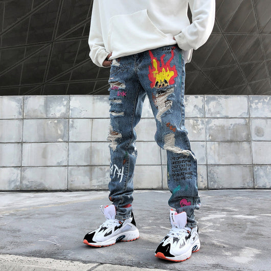 Jeans Rotos con Estampado Graffiti - Image 3