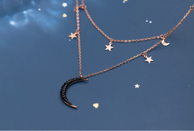 Cadena Clavícula Luna con Diamantes Negros - Image 9