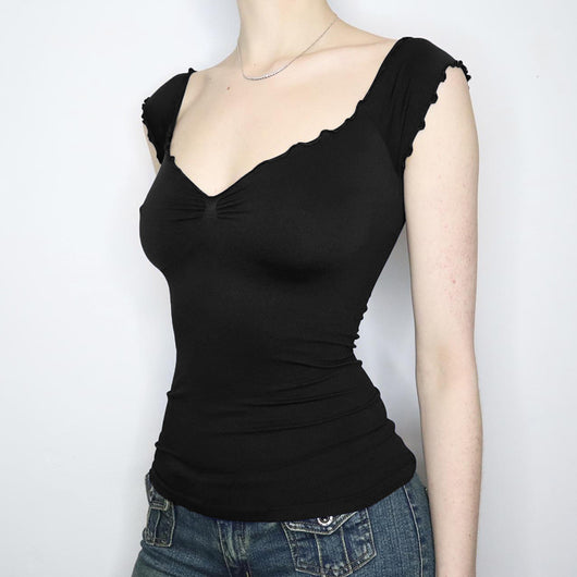 Top Ajustado con Encaje, Espalda Descubierta y Efecto Reductor - Image 15