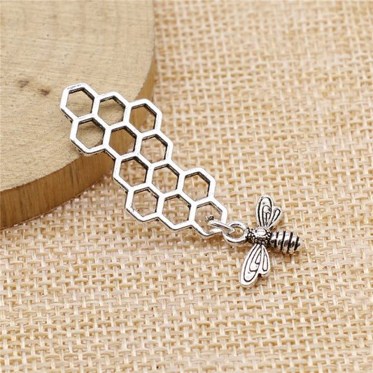 Dije Abeja Voladora 45x15mm - Colgante de Colmena 2.2g - Image 2