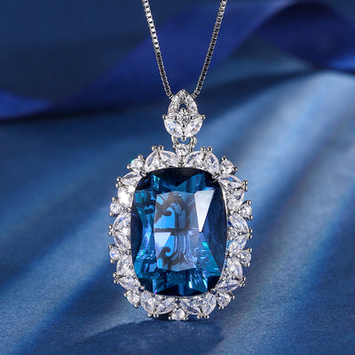 Traje Elegante para Mujer con Espinela Azul Simulada - Image 3