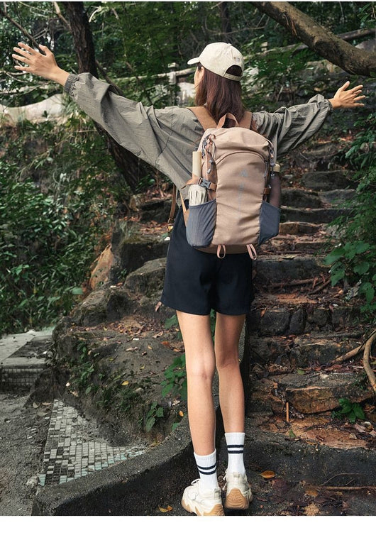 Mochila de Senderismo Impermeable con Almacenamiento Versátil - Image 21