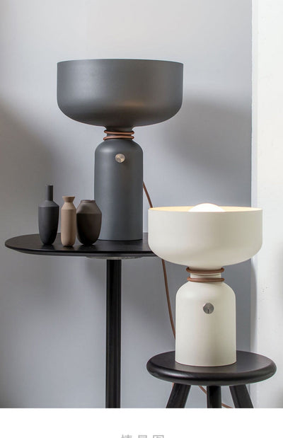 Lámpara de Mesita Moderna para Dormitorio con Diseño Creativo - Image 9