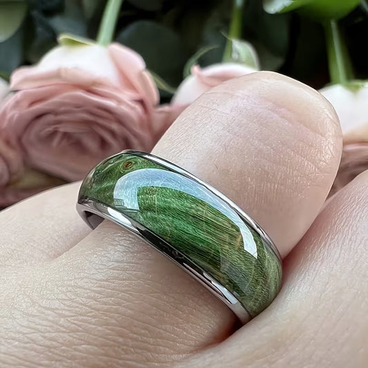 Anillo para Hombre con Veta de Madera Verde Elegante