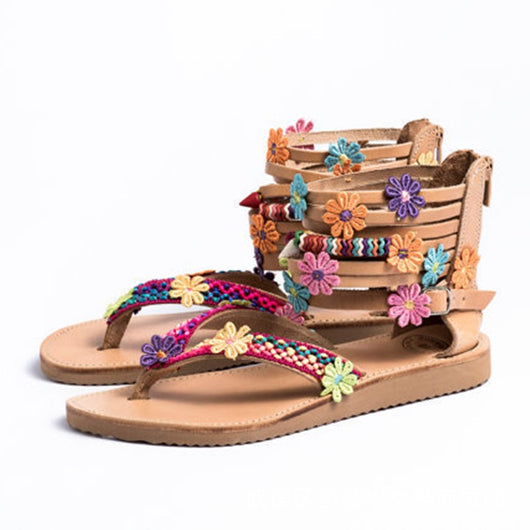 Sandalias Étnicas con Cuentas de Pétalos - Image 6