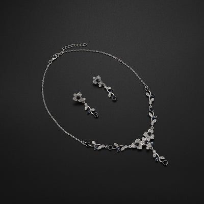 Conjunto de Collar y Aretes de Aleación con Diamantes y Motivo Floral - Image 10